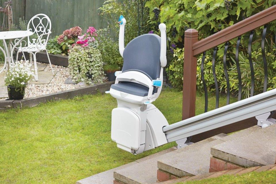 Handicare 1000 Outdoor Stairlift