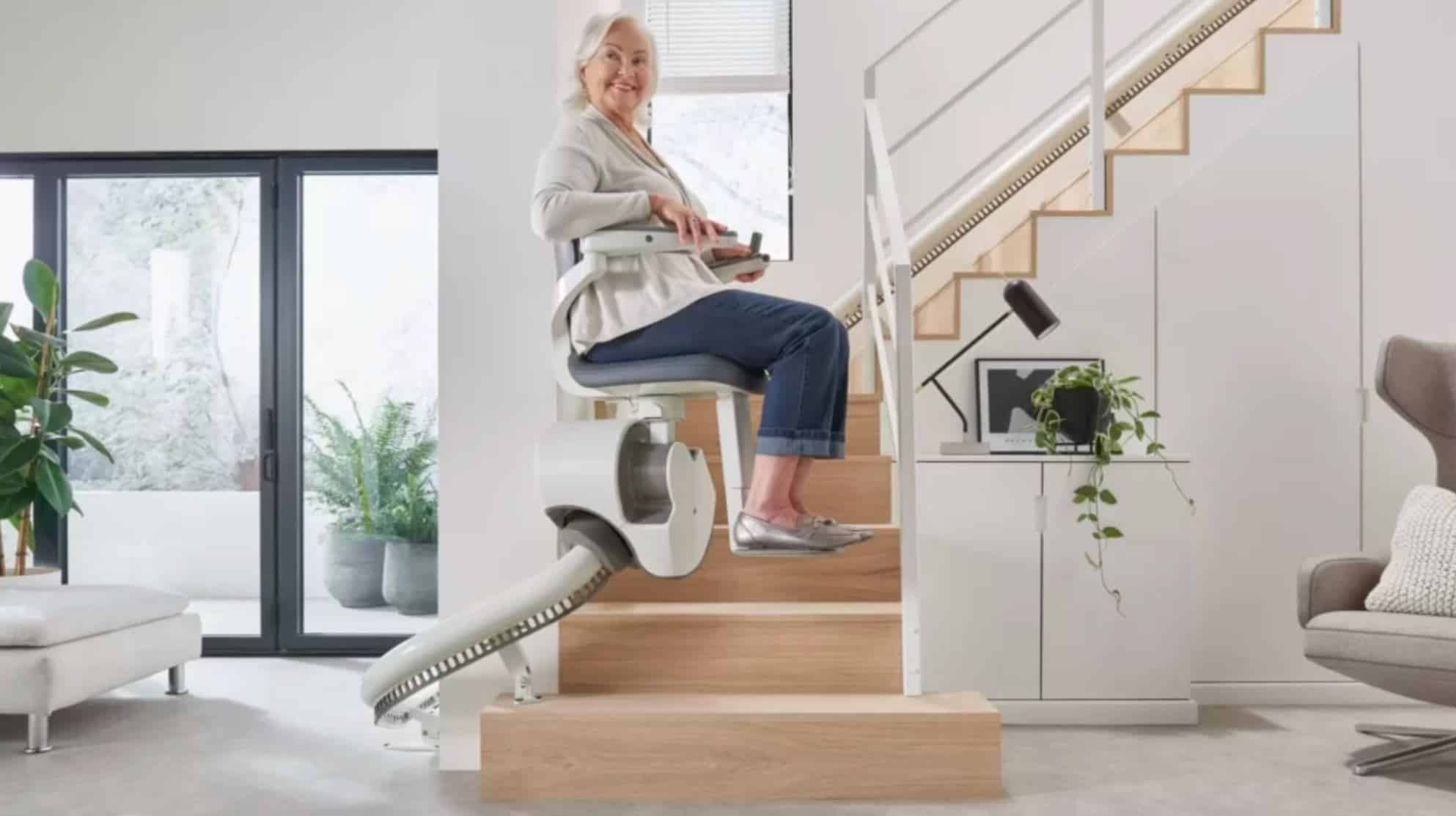 Flow X stairlift single rail design