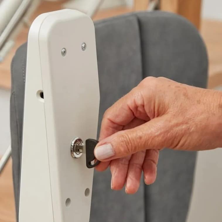 unlock seat on ergo curve stairlift